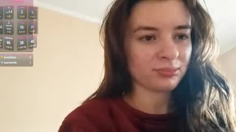 Snapshot of daniellevaulet chatting on 12-23-25, 06:55 Mia online show from 12-23-25, 06:55