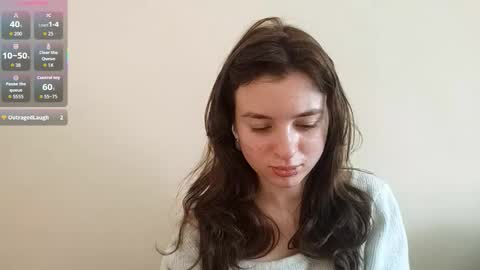 Snapshot of daniellevaulet chatting on 01-06-26, 07:01 Mia online show from 01-06-26, 07:01