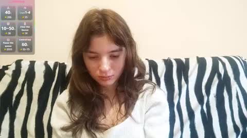 Snapshot of daniellevaulet chatting on 01-08-26, 06:59 Mia online show from 01-08-26, 06:59