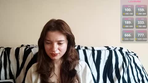 Snapshot of daniellevaulet chatting on 01-13-26, 07:24 Mia online show from 01-13-26, 07:24