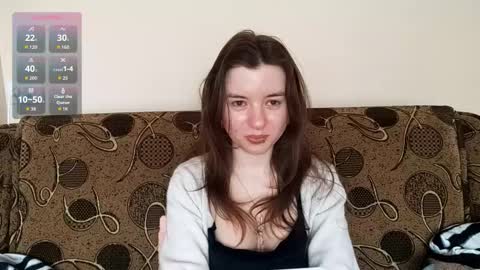 Snapshot of daniellevaulet chatting on 02-27-26, 07:08 Mia online show from 02-27-26, 07:08