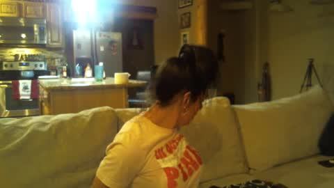 DaniLove online show from 02-26-25, 09:21