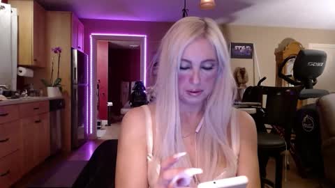 DanikaWhite69 online show from 12-30-24, 05:04