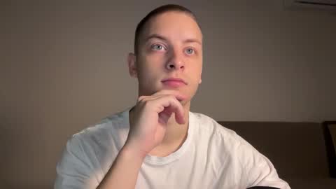 Snapshot of danila_trezzini chatting on 11-09-25, 09:57 danila online show from 11-09-25, 09:57