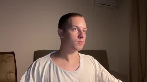 Snapshot of danila_trezzini chatting on 11-11-25, 10:32 danila online show from 11-11-25, 10:32