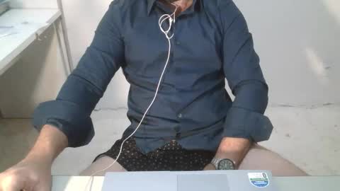 Snapshot of danioli614 chatting on 11-26-25, 10:33 Dani Oli online show from 11-26-25, 10:33