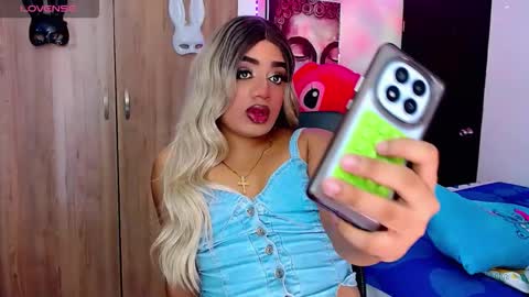 danipein online show from 10-26-25, 12:11