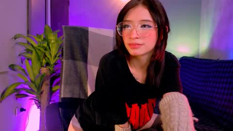 Snapshot of danita_veelz chatting on 02-17-26, 08:33 danita_veelz online show from 02-17-26, 08:33