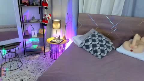 Dannacastle online show from 11-14-25, 04:44