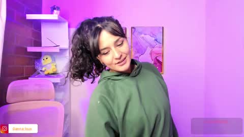 Danna Lovs online show from 03-10-25, 11:32