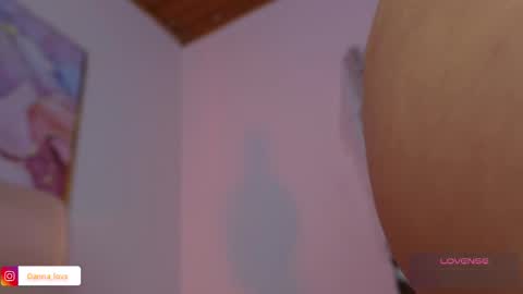 Danna Lovs online show from 03-11-25, 12:06