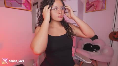 Danna Lovs online show from 10-08-25, 05:43