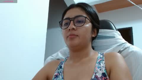 Snapshot of danna_peterson chatting on 01-22-25, 10:05 Danna online show from 01-22-25, 10:05