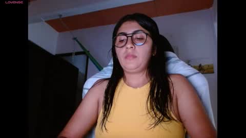 Snapshot of danna_peterson chatting on 02-25-25, 10:29 Danna online show from 02-25-25, 10:29