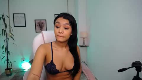 Danna online show from 04-16-26, 11:18