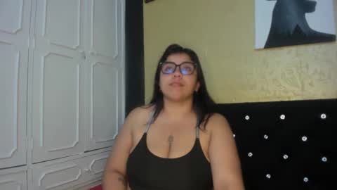 Snapshot of dannagarza chatting on 02-21-25, 07:45 Danna Garza online show from 02-21-25, 07:45