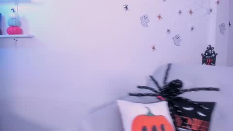 Insta DannaBlueX  online show from 10-09-25, 05:33