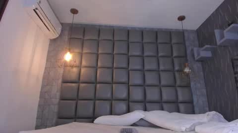 Danna online show from 10-30-25, 12:17