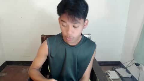 Snapshot of danner_fuckerxx chatting on 02-04-26, 06:19 DANNER online show from 02-04-26, 06:19