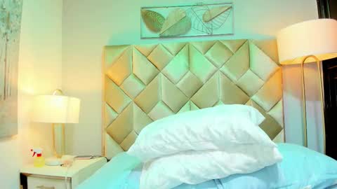 danniakross online show from 09-27-25, 09:25