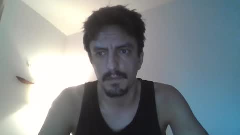 Snapshot of dannnnyyy89 chatting on 12-18-25, 02:45 Dany online show from 12-18-25, 02:45