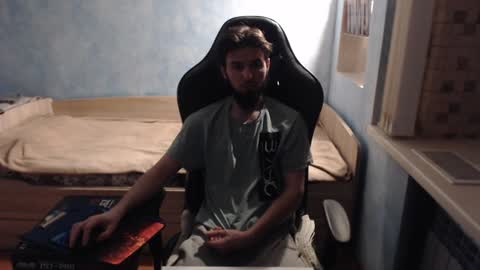 Snapshot of danny634 chatting on 12-12-24, 04:37 Danny online show from 12-12-24, 04:37