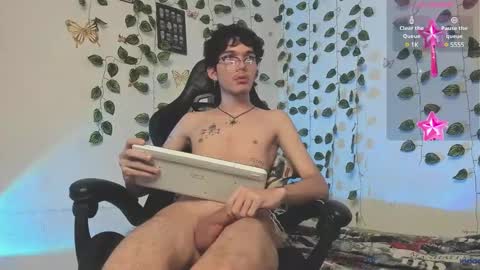 danny_phantom_09 online show from 03-10-25, 03:56