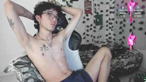 danny_phantom_09 online show from 10-14-25, 03:40