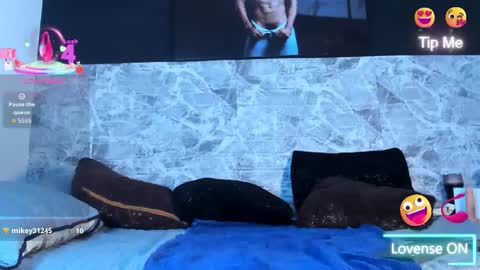 Danny Willson online show from 10-13-25, 02:50