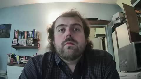 Snapshot of dannyb0y95 chatting on 11-02-25, 08:22 Danny online show from 11-02-25, 08:22