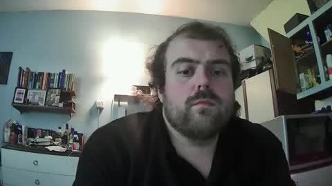 Snapshot of dannyb0y95 chatting on 11-03-25, 08:32 Danny online show from 11-03-25, 08:32