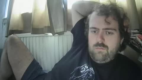 Snapshot of dannyb0y95 chatting on 11-11-25, 10:59 Danny online show from 11-11-25, 10:59