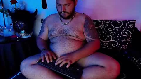 Danny Bear online show from 09-30-25, 03:11