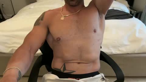 Snapshot of dannyland9 chatting on 02-22-25, 11:03 dannyland9 online show from 02-22-25, 11:03