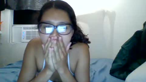 Snapshot of dannywoq1 chatting on 09-25-25, 02:26 Kinky couple online show from 09-25-25, 02:26