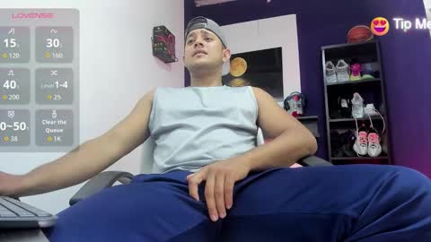 Snapshot of dante_bigboss chatting on 11-05-25, 04:12 Dante online show from 11-05-25, 04:12