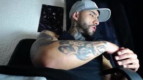 dante_d_angelo_ online show from 09-10-25, 05:51