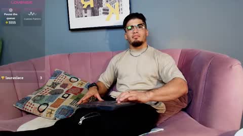 Dante Fox online show from 02-22-25, 01:22