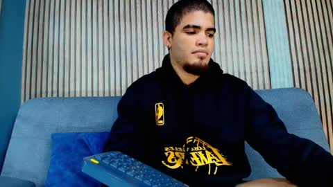 Dante Fox online show from 09-28-25, 01:22