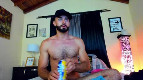 Snapshot of dante_sstrong chatting on 01-21-25, 07:47 Dante Sstrong online show from 01-21-25, 07:47