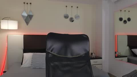 Dante online show from 10-08-25, 08:39