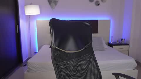 Dante online show from 11-19-25, 09:26