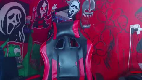 dantehellsingx online show from 11-01-25, 01:40