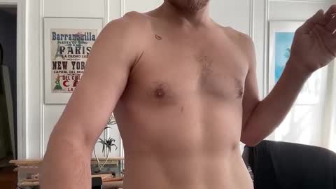 Snapshot of danteslife chatting on 10-21-25, 03:57 Dante online show from 10-21-25, 03:57