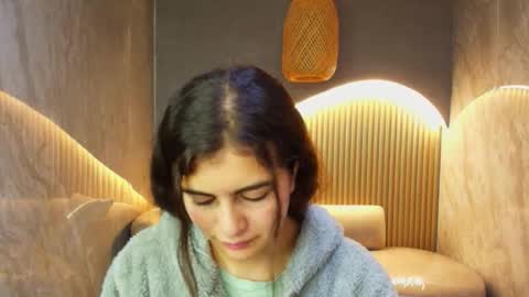 Dany online show from 10-17-25, 01:03