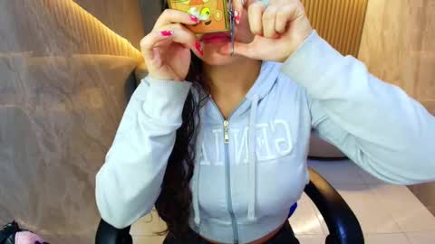 Dany online show from 10-29-25, 01:13