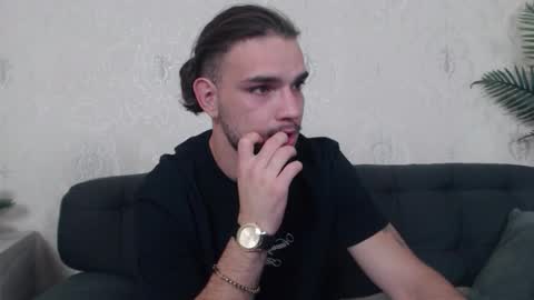 Danyel online show from 09-22-25, 07:27