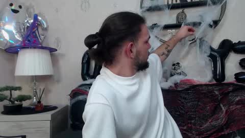 Danyel online show from 10-18-25, 07:25