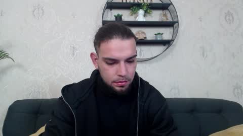 Danyel online show from 11-20-25, 08:52