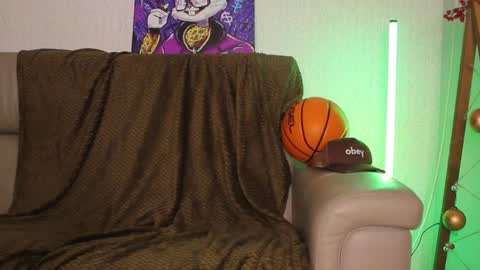 Dany online show from 02-18-26, 06:20